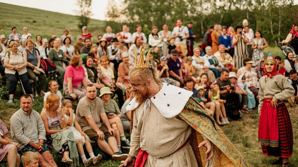 На этнофестиваль в Аркаиме приглашают керамистов и танцоров кадрили