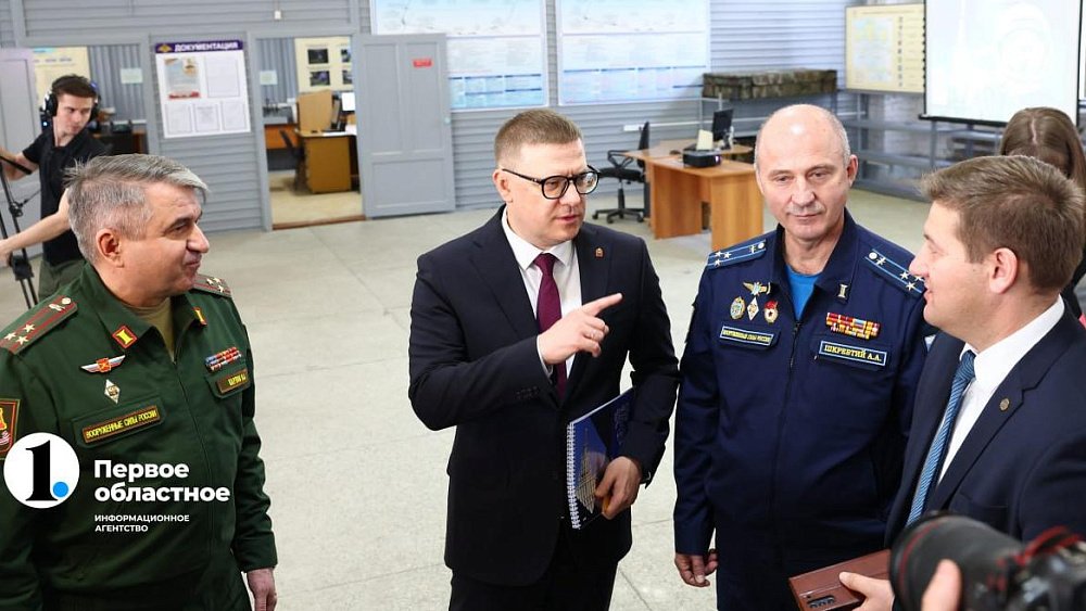 Алексею Текслеру представили дроны, произведенные в Челябинске