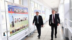 Алексею Текслеру представили дроны, произведенные в Челябинске