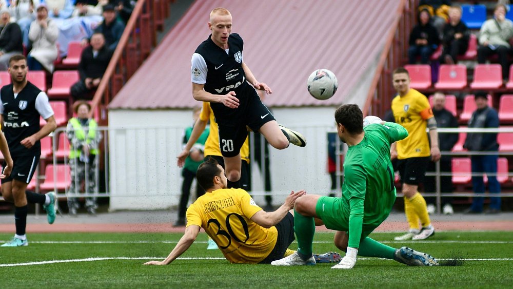 Футбольный клуб «Торпедо» одержал волевую победу над «Волгой» во Второй лиге