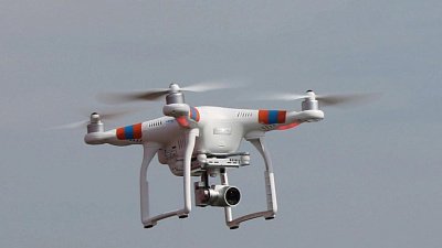 Рыбаков на льдине в Кунашаке спасали с дронами