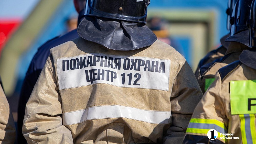 Частный дом сгорел в Златоусте из‑за лампады