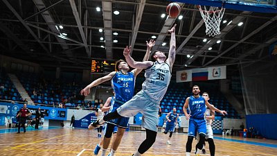 Баскетбольный клуб «Металлург» с финальной сиреной вырвал победу у «Динамо» в Высшей лиге