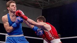 Четыре боксера Челябинской области выиграли турнир памяти Хохрякова