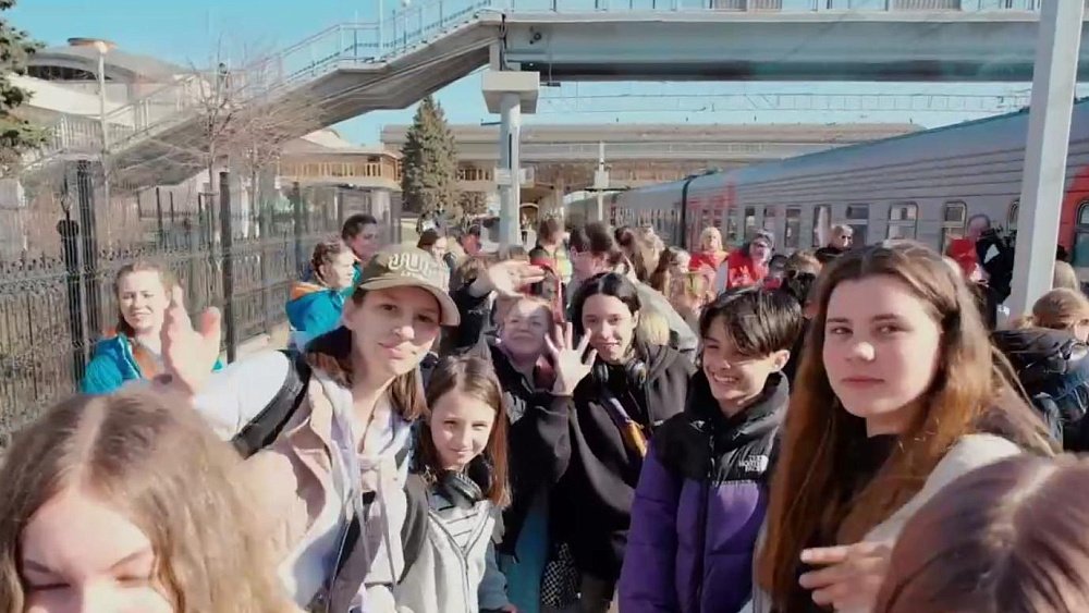 Челябинск принял школьников из Белгородской области