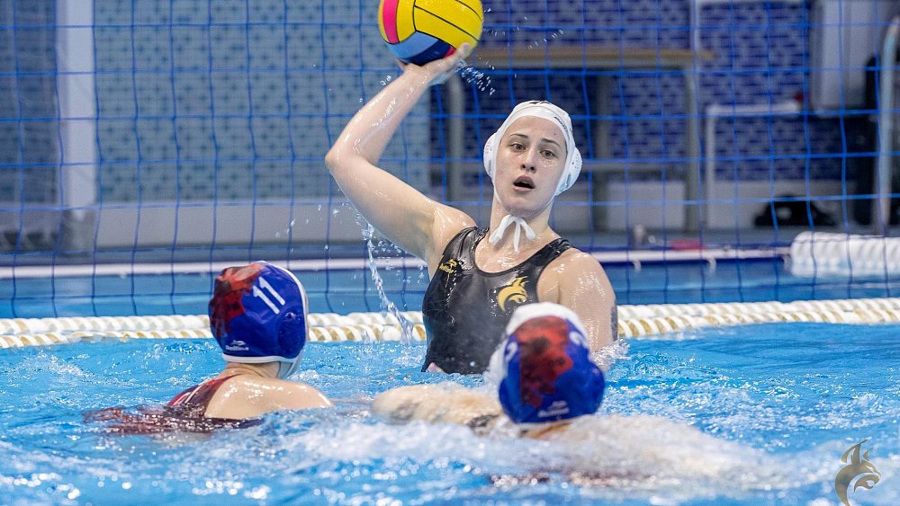 Ватерпольный клуб «Динамо‑Уралочка» вышел в полуфинал чемпионата России