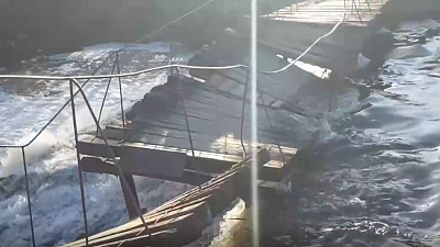 В нацпарке «Таганай» вода повредила мост через реку