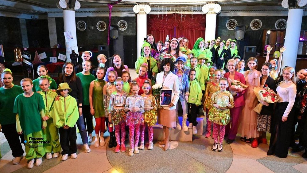 В Челябинске состоялась премьера мюзикла «ДюймOVER»