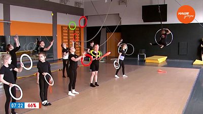 Ловкость, внимательность и мастерство в сюжете «День жонглера»