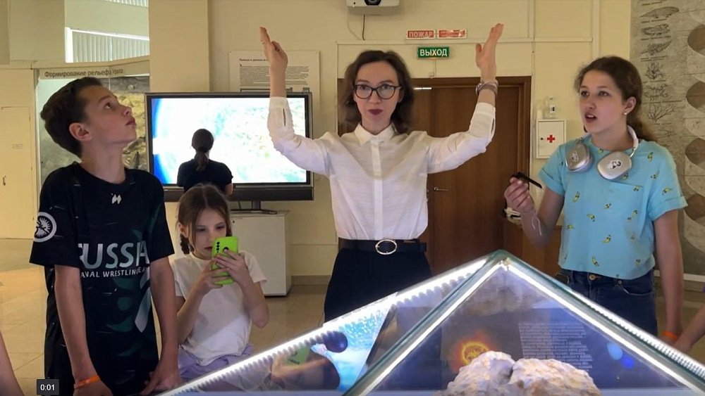 Школьникам из Белгородской области организовали экскурсию по Челябинску