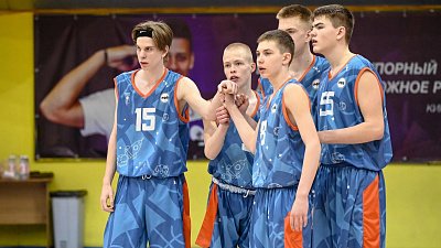Челябинские баскетболисты вошли в восьмерку сильнейших команд на первенстве России