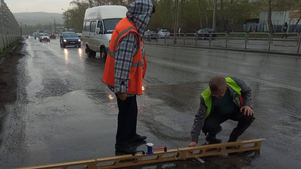 В Челябинске проверят состояние 300 дорог и тротуаров