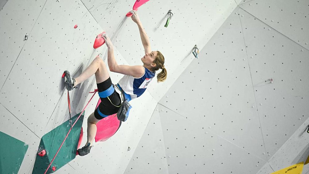 Скалолазка Елена Красовская из Миасса стала призером чемпионата России