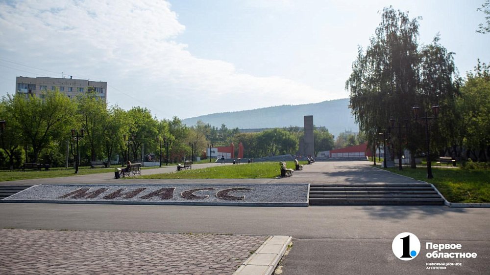 В Миассе до конца лета отремонтируют 11 разбитых дорог