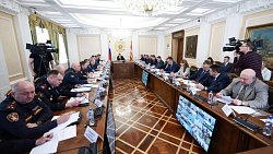 Алексей Текслер поручил обеспечить полную безопасность южноуральцев в майские праздники