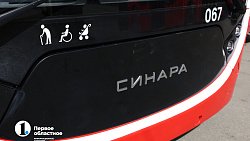 Челябинский водитель рассказала, почему в красных троллейбусах не падают пассажиры