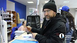 Челябинцам начали раздавать георгиевские ленточки