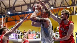 Баскетбольный клуб «Челбаскет» победно завершил сезон в Суперлиге