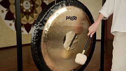 Звук бесконечности и космоса: в чем уникальность гонг-медитации