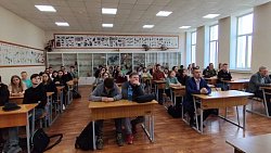 Будущим экологам Челябинска рассказали о трудоустройстве и любви к Родине