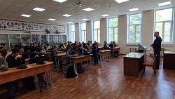 Будущим экологам Челябинска рассказали о трудоустройстве и любви к Родине