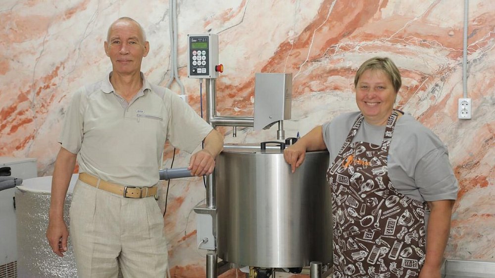 Семья из Миасса открыла собственную сыроварню