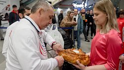 Боксер Эдмонд Худоян вернулся в Челябинск после победы на чемпионате Европы