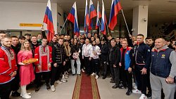 Боксер Эдмонд Худоян вернулся в Челябинск после победы на чемпионате Европы