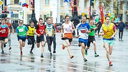 Студенты ЮУрГУ выиграли легкоатлетическую эстафету в Челябинске