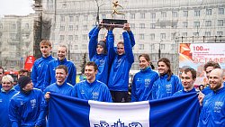 Студенты ЮУрГУ выиграли легкоатлетическую эстафету в Челябинске