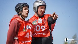 По кочкам и немаленьким бугорочкам — в Челябинске провели триал‑гонки