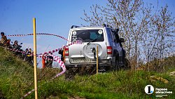 По кочкам и немаленьким бугорочкам — в Челябинске провели триал‑гонки