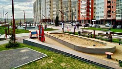 На северо-западе Челябинска благоустроили пешеходную зону