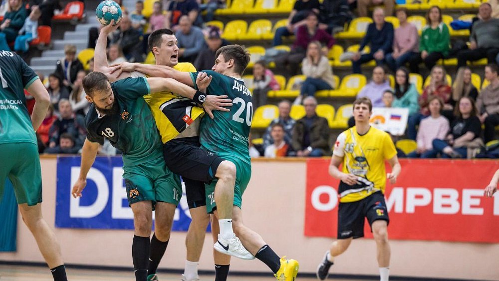 Гандбольный клуб «Динамо-Сунгуль» уверенно выиграл у СКИФа в Суперлиге