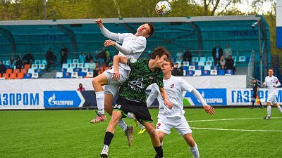 Челябинские футбольные команды одержали три победы в чемпионате ЮФЛ