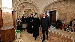 Алексей Текслер с семьей в праздник Пасхи посетил Христорождественский собор