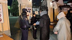 Более 10 тысяч верующих посетили ночные пасхальные службы в Челябинске