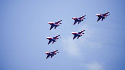 Высший пилотаж: показываем лучшие кадры авиагруппы «Стрижи»