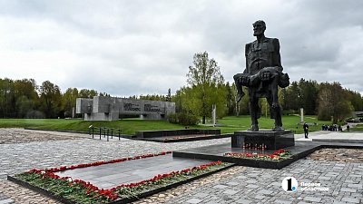 Журналисты Первого областного побывали на единственном в мире кладбище деревень