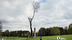 Журналисты Первого областного побывали на единственном в мире кладбище деревень