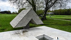 Журналисты Первого областного побывали на единственном в мире кладбище деревень