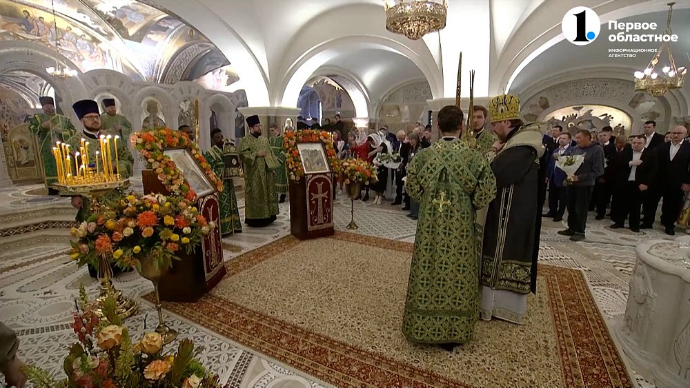 В Челябинске освятили крестильный храм нового Кафедрального собора