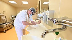 Челябинские кардиохирурги починили сердце преподавателю из Новой Зеландии