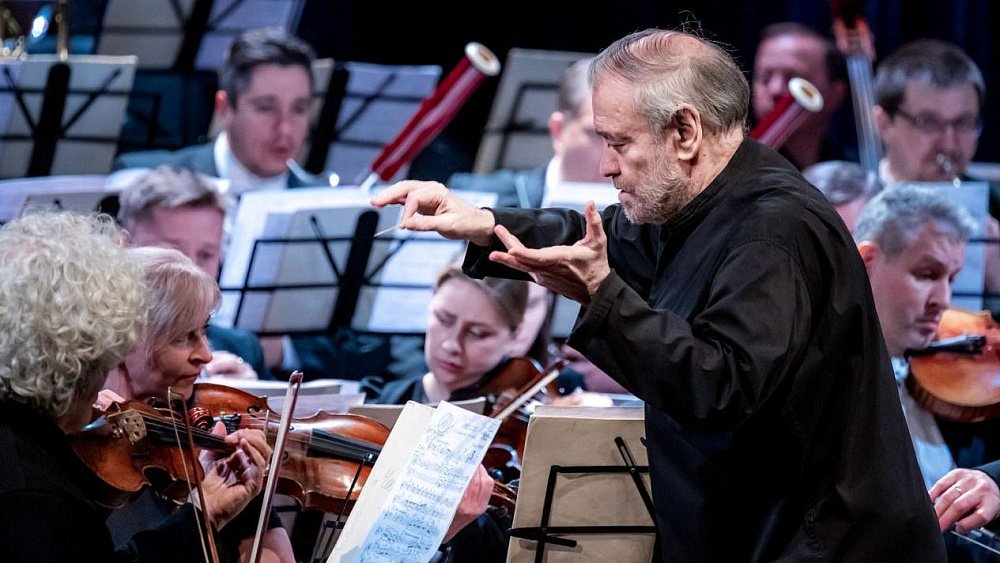 В Челябинске состоялся концерт с участием оркестра Мариинского и Большого театров