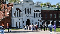 Брестская крепость — граница войны и мира
