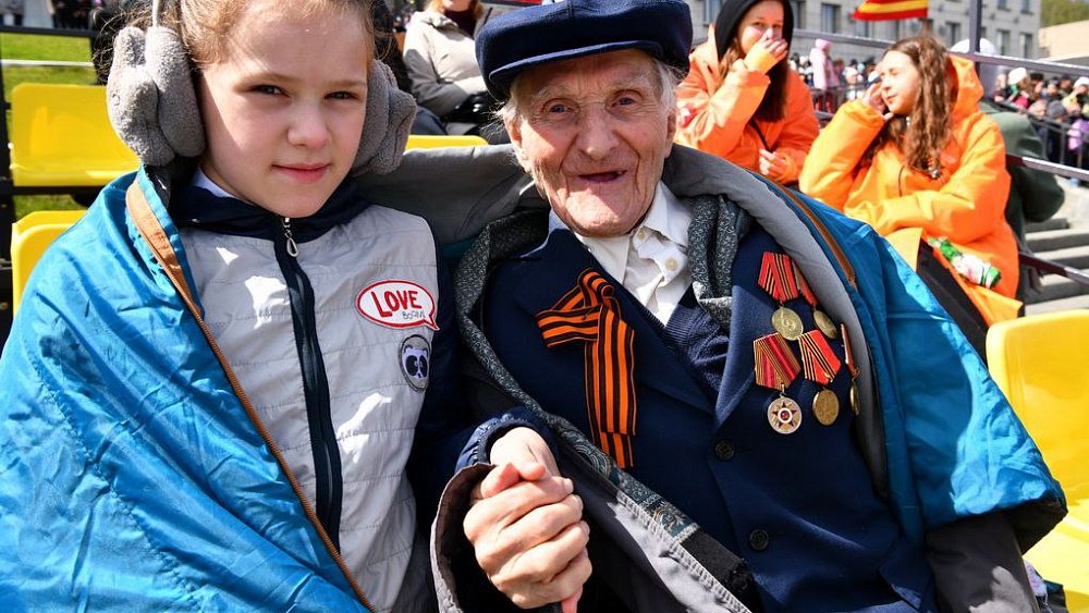 Парад Победы прошел во всех крупных городах Челябинской области