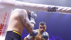 Андрей Стоцкий одержал победу в главном бою на вечере бокса «Танкоград» в Челябинске