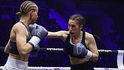 Андрей Стоцкий одержал победу в главном бою на вечере бокса «Танкоград» в Челябинске