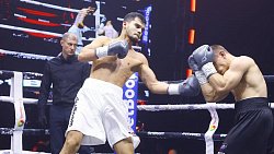 Андрей Стоцкий одержал победу в главном бою на вечере бокса «Танкоград» в Челябинске