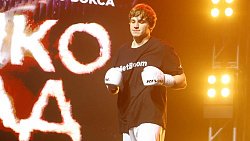 Андрей Стоцкий одержал победу в главном бою на вечере бокса «Танкоград» в Челябинске